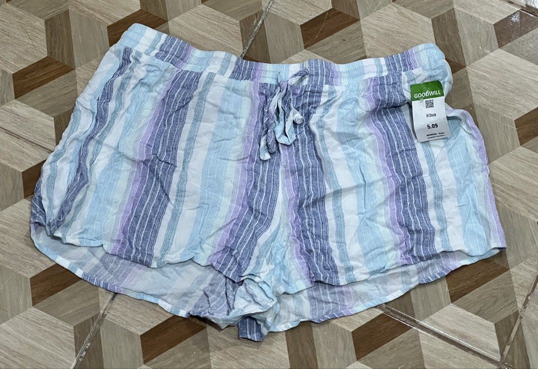 Blue and Purple Striped Shorts (Category: Shorts) located in Kalibo. Submitted by bugswirl (Listing ID 1467248082, Image 1). Description: size L on tag (can fit m-l) - adjustable ties - good as new - rfs: doesn’t fit me dm for inquiries 🤍.