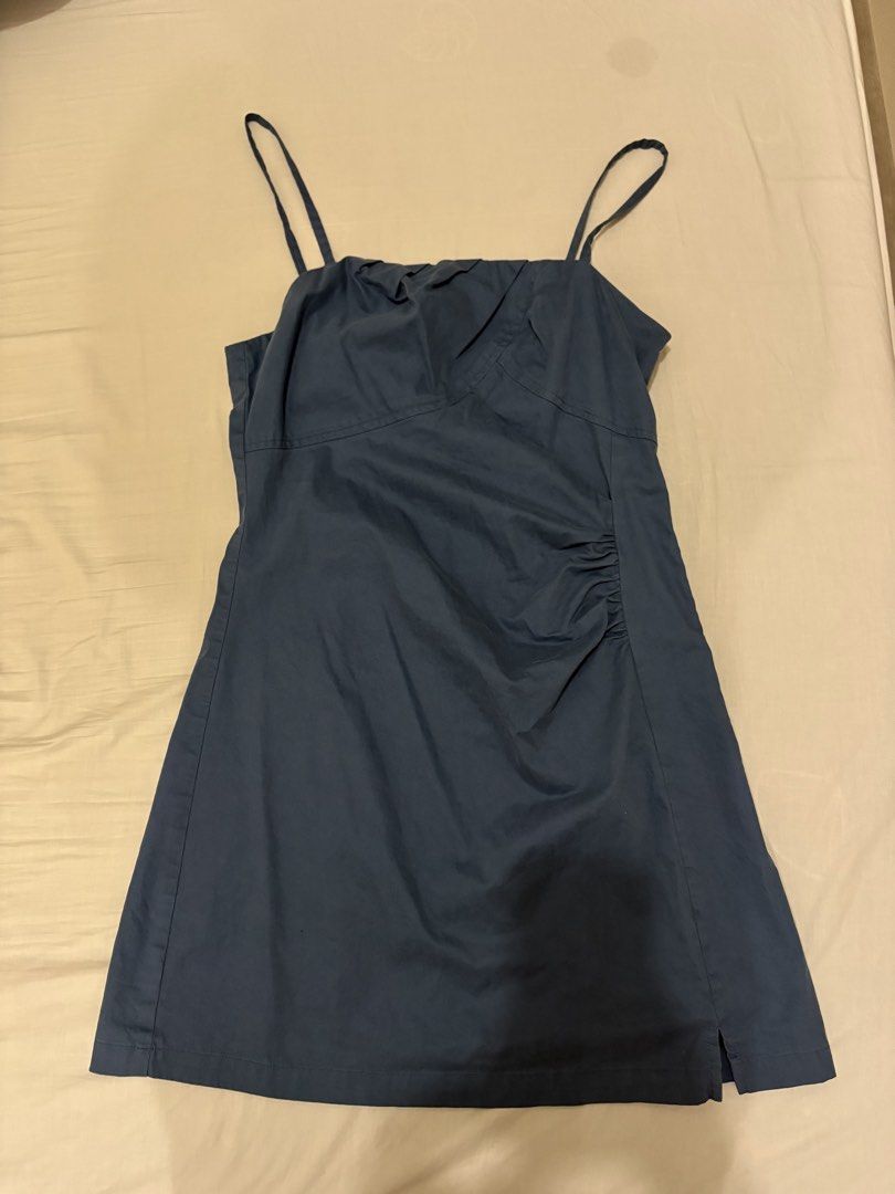 Blue dress (Category: Dresses) located in Mandaluyong City. Submitted by beas_closet (Listing ID 1467322129, Image 1). Description: Ask for ww.