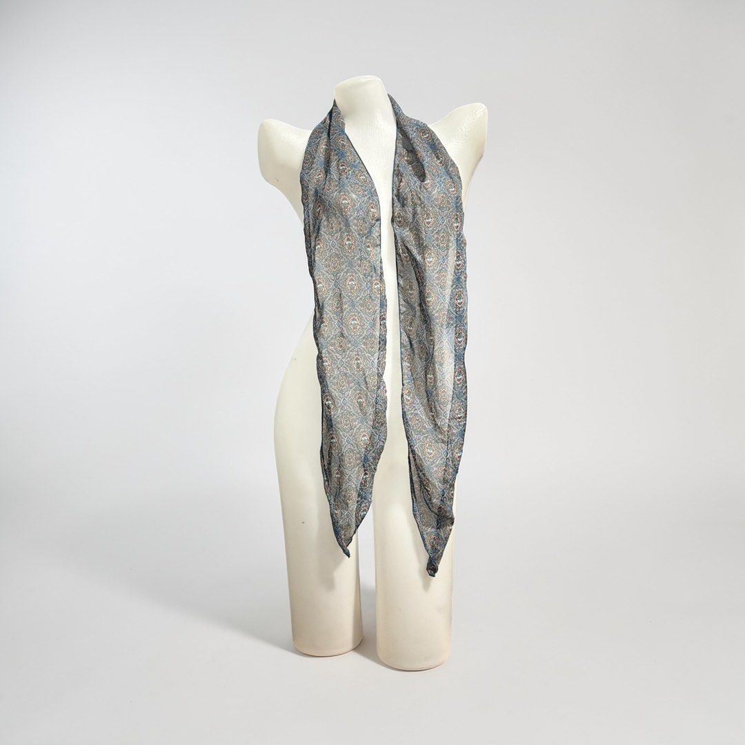 Blue patterned silk scarf lightweight neck accessory (Category: Scarves) located in Santa Cruz. Submitted by homedecluttersale (Listing ID 1467355391, Image 1). Description: • Bought in Japan 🇯🇵 • Brandnew / Unused • Fits small to medium • Photos taken using mannequin only 🚚 Shipping via J&T only 📦 Shipping fee to be shouldered by buyer 💳 Mode of payment: GCash 📍 Santa Cruz, Laguna.