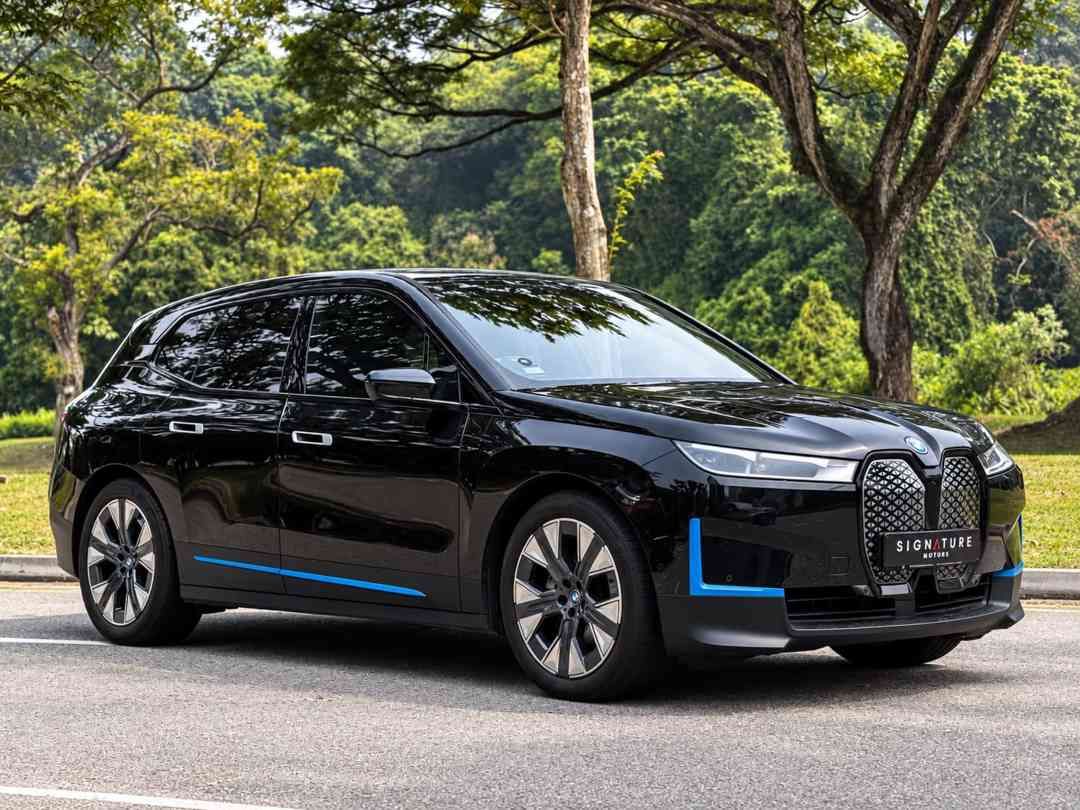 BMW iX Electric xDrive40 76.6 kWh (A) (Category: Used Cars) located in Singapore. Submitted by signaturemotors (Listing ID 1467256477, Image 2). Description: Showroom: 237 ALEXANDRA ROAD 237 Alexandra Road #02-04 Singapore 159929 1 Owner! Low Mileage! Full Agent Maintained! Agent Warranty 5-Years or 200,000km. EV Battery Warranty For 8-Years Or 160,000km Whichever Come First From Reg Date! Come With Massage Seats Function. Heads Up Display. Panor