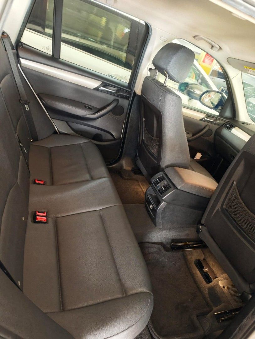 BMW X3 sDrive 20I HID NAV Auto (Category: Used Cars) located in Singapore. Submitted by homesessentials.co (Listing ID 1467319548, Image 3). Description: Regularly serviced Powerful and responsive Smooth gear Clean interior Road tax paid till end of coe Car just serviced Smooth ride till coe expiration Body value about $4k. Please consult your own exporter.