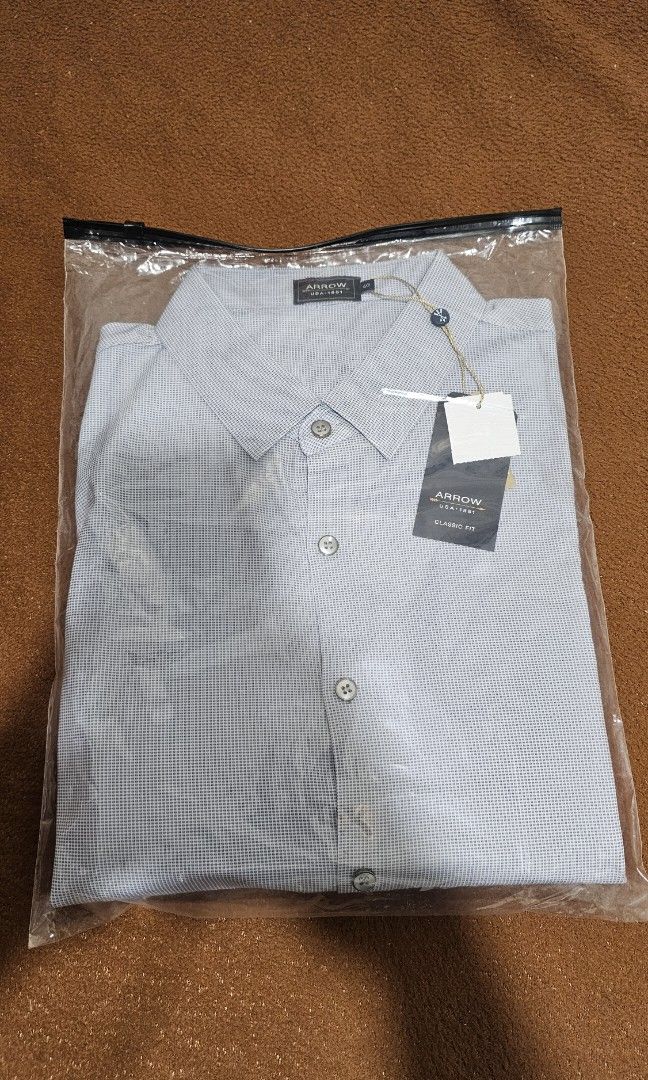 BNEW Arrow Polo Shirt Size Small (Category: Tshirts & Polo Shirts ) located in Manila. Submitted by jyro_fernandez (Listing ID 1467290882, Image 1). Description: Brand new item • Receipt included • Bought from Arrow SM Pampanga • Never been worn RFS: Wrong size Meetup preferred. Loc: Marikina City/Ortigas.