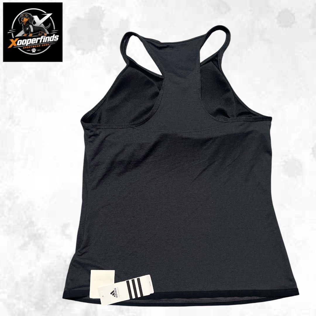BNWT Adidas Uncontrol Climachill Tank LARGE (Category: Activewear) located in Iba. Submitted by xooperfindslb (Listing ID 1467329229, Image 2). Description: Brand new with tag Adidas Uncontrol Climachill Tank Gray ( chalkblue/matte silver) Large With pads and padslot inner Brand new no issue.