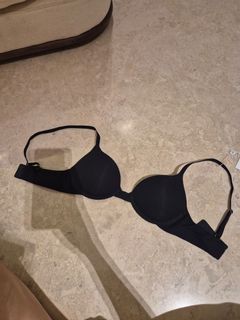 (Category: ) located in . Submitted by chenclaire00025 (Listing ID 1467298994, Image 1). Description: .