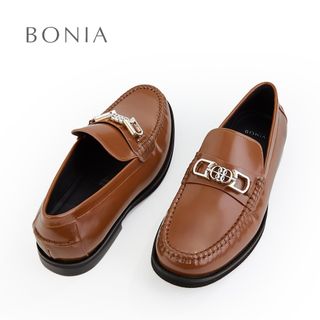 (Category: ) located in . Submitted by needmoreshoes (Listing ID 1467260215, Image 1). Description: .