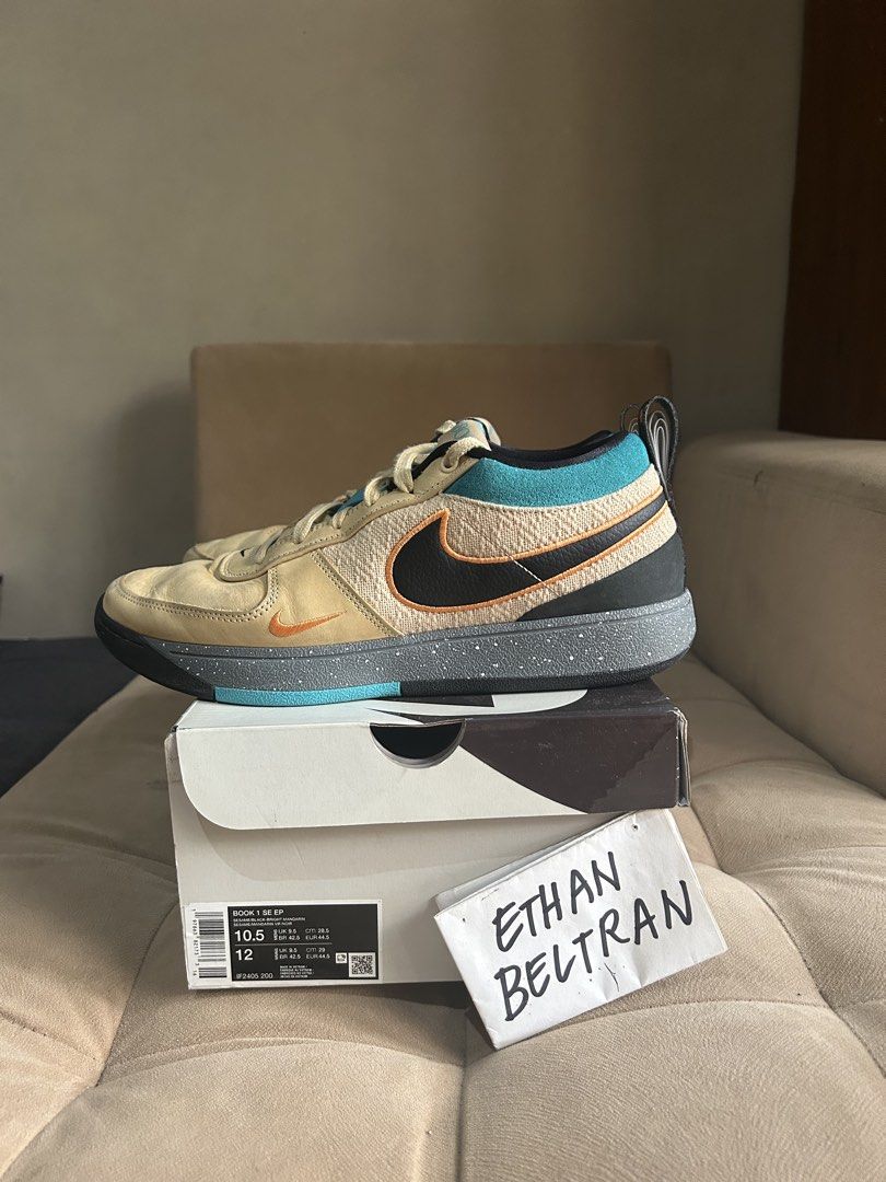 Book 1 “Mowabb” (Category: Sneakers) located in Pasig City. Submitted by ethanlucass (Listing ID 1467183759, Image 1). Description: WTS Nike Book 1 SE EP “Mowabb” Used 2 times - still 10/10 condition! RFS: Got busy, decluttering Size 10.5 ₱3,500 DM me! 📲.
