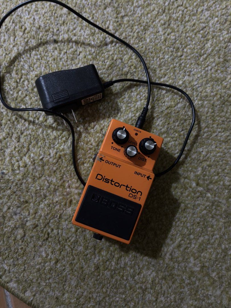 Boss DS-1 Distortion (Category: Soundbars, Speakers & Amplifiers) located in Pulilan. Submitted by zer0es.vtg (Listing ID 1467262885, Image 1). Description: Bought personally in Japan Working Barely Used Scuff and Stratches lang kasi nahulog ng girlfriend ko :/.
