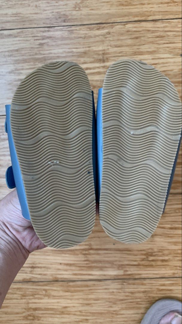 Boy Kid Sandals Slides | Size 24 | MMF | Blue (Category: Babies & Kids Fashion) located in Quezon City. Submitted by garagesalehomecafe (Listing ID 1467202100, Image 2). Description: - Brand: MMF - Size: 24 EUR | 15CM Color: Blue Barely used. Baby don’t like wearing it..