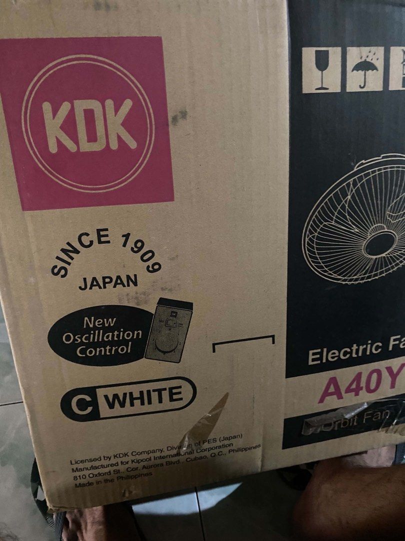 BRAND NEW KDK Orbit Fan A40Y (Category: Other Home Furniture) located in Manila. Submitted by liveturtle_427161 (Listing ID 1467240813, Image 3). Description: SEALED! BRAND NEW KDK ELECTRIC FAN MODEL: ORBIT FAN - A40Y (16 inch) RFS: Declutterring (made in japan) BARGAIN PRICE FOR 1,500 each WORKING CONDITION COLOR: WHITE PM for interested buyers (taft loc) - Brand: KDK - Models: A40Y - Color: White housing with eye-catching blue blades - Blade Si