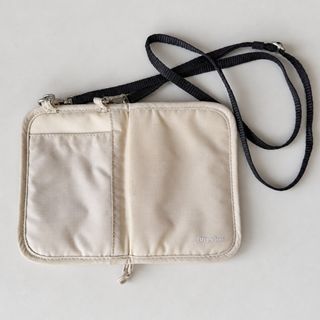 （分類：）位於 。 由 cl0kiw 提交（商品編號 1467232432，圖片 1）。簡介： 。