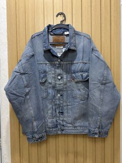 (Category: ) located in . Submitted by preloved_with_love_ (Listing ID 1467190790, Image 1). Description: .