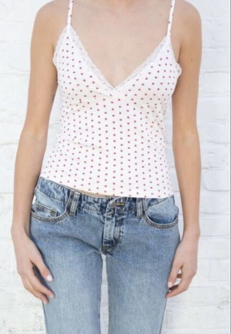 Brandy Melville Amara heart lace rare (Category: Sleeveless) located in Manila. Submitted by ilyhana444 (Listing ID 1467329580, Image 3). Description: Gcash Payment Payment first no COD Lalamove or GoGoExpress delivery delivery fee must be shouldered by buyer. No Last Price No reservation .