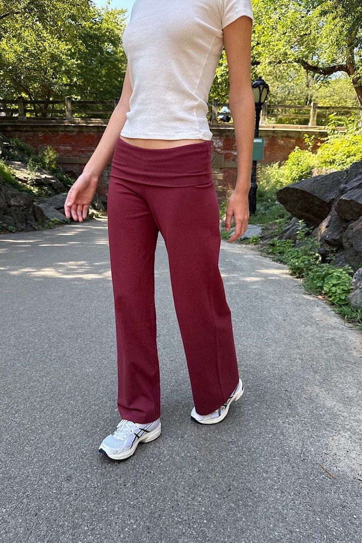 Brandy Melville Priscilla Pants Maroon (Category: Other Bottoms) located in Quezon City. Submitted by elaine.p25 (Listing ID 1467247483, Image 2). Description: onhand bought from tokyo.