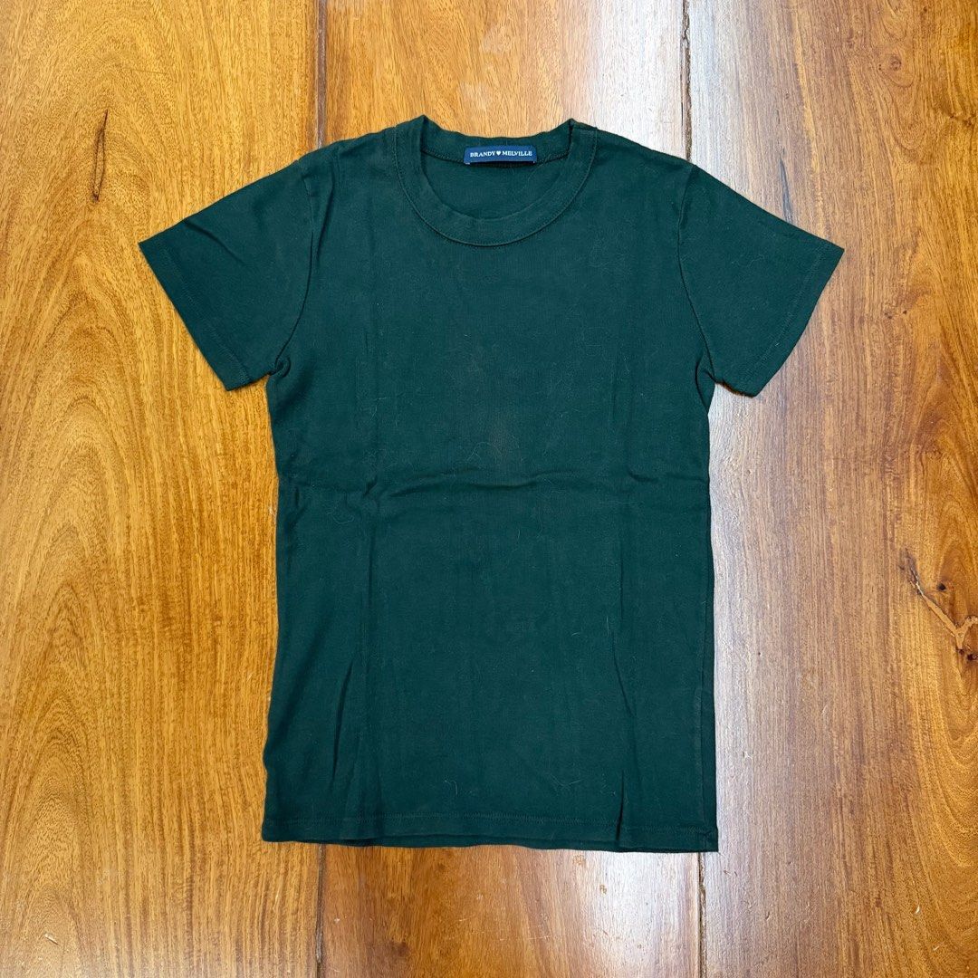 Brandy Melville Top (Category: Shirts) located in Muntinlupa City. Submitted by myrandomthingz (Listing ID 1467353743, Image 1). Description: .