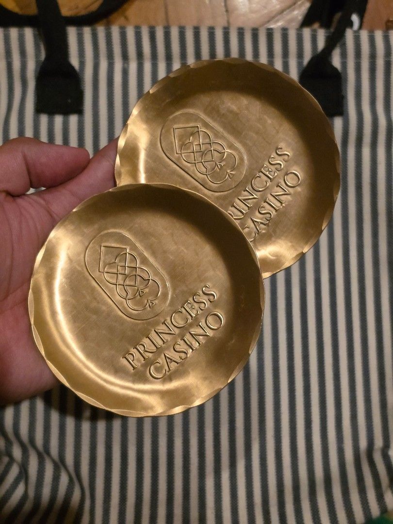 Bronze coasted memorabilia (Category: Vintage Collectibles) located in Baguio. Submitted by shellcollector (Listing ID 1467272840, Image 1). Description: Princess Cruises Casino pure bronze coaster / small decorative tray (measuring about 4.5 inches) featuring the Princess Casino and Sun Princess/cruises logo 1000 Pesos Baguio loc,shipping nationwide.