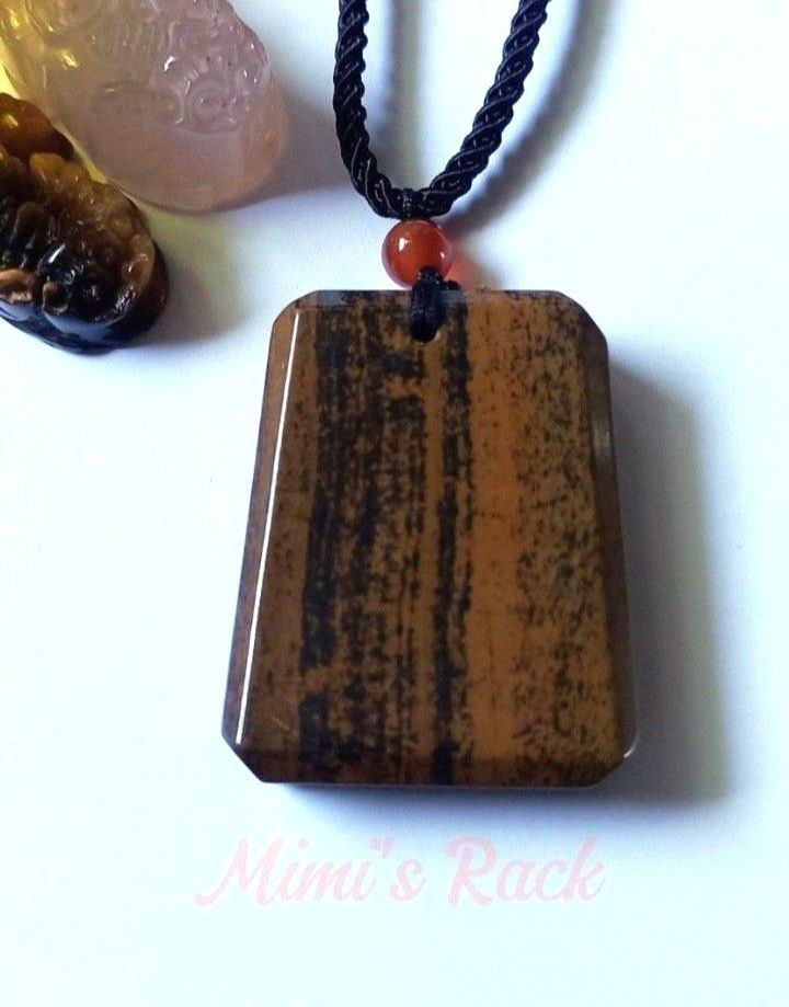 Bronzite Natural Stone Rope Necklace (Category: Necklaces) located in Taguig. Submitted by mimisrack (Listing ID 1467345480, Image 3). Description: 🤎Grounded strength charm with warm bronze shimmer -Bronzite symbolizes protection, confidence, and steady resilience -Natural bronze-like sheen adds subtle metallic glow -Traditionally associated with warding off negative energy -Encourages calm decision-making and focused action -Earthy brown tones 
