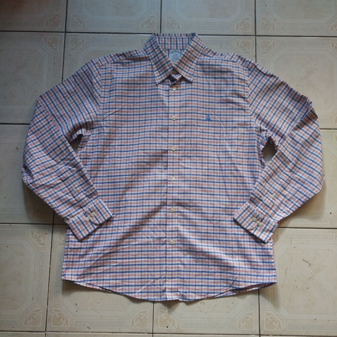 Brooks Brothers Longsleeve L (Category: Formal Shirts) located in Pasay City. Submitted by denimdude.ph (Listing ID 1467250678, Image 1). Description: .