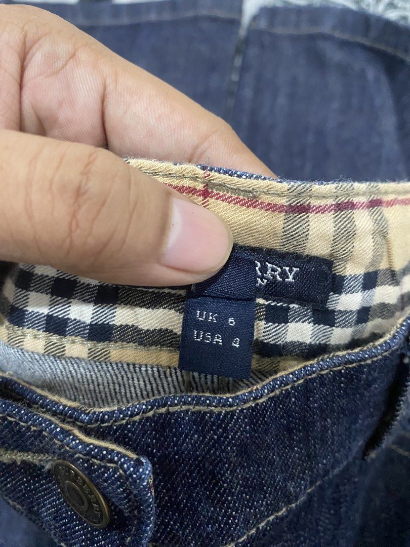 Burberry (Category: Other Bottoms) located in Manila. Submitted by hell_market (Listing ID 1467289791, Image 3). Description: .