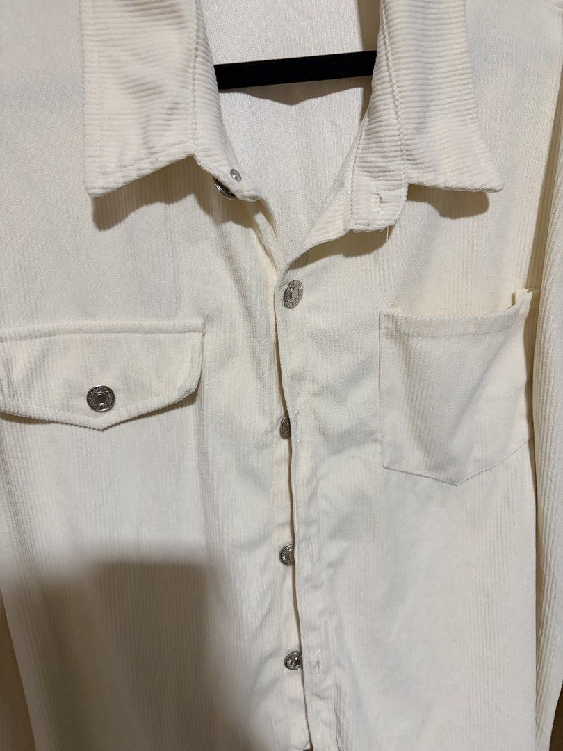 Button down jacket (Category: Coats, Jackets and Outerwear) located in Manila. Submitted by ayabananana (Listing ID 1467272209, Image 3). Description: .