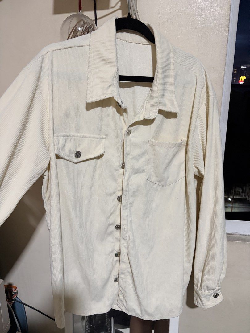 Button down jacket (Category: Coats, Jackets and Outerwear) located in Manila. Submitted by ayabananana (Listing ID 1467272209, Image 1). Description: .