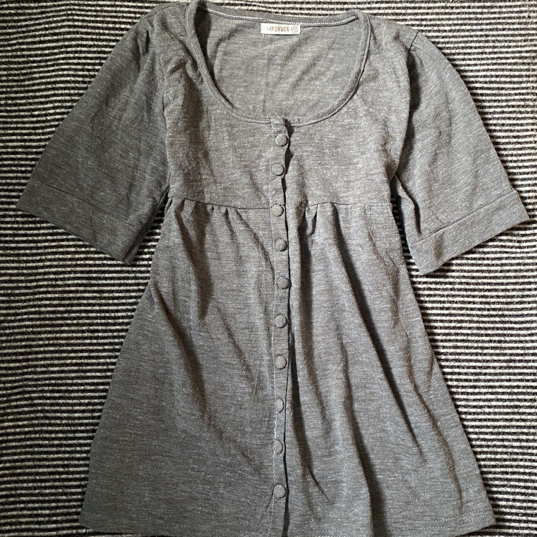 Button-Down babydoll top (Category: Blouses) located in Manila. Submitted by fluttershart (Listing ID 1467225302, Image 2). Description: Size: M-L button down can be worn as mini dress for s size not for maselan skin (kind of wool type ang fabric).