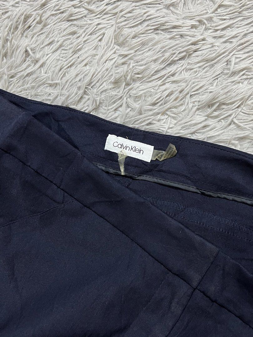 Calvin Klein Casual Trousers (Category: Other Bottoms) located in Dipolog. Submitted by krstnagnis98 (Listing ID 1467320172, Image 3). Description: CK Office/Casual Trousers Like New Size 34” No any flaws Authentic Ganda din po neto✨ Mine 450 Dm. 💌.