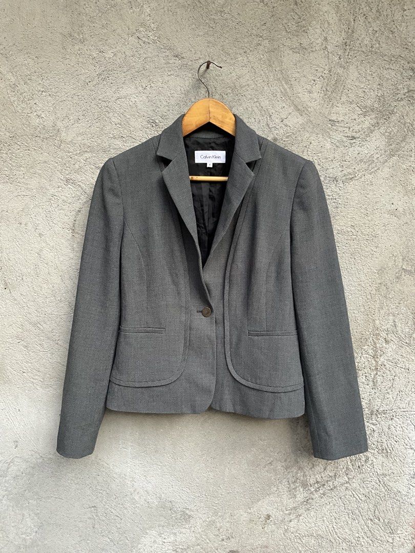 Calvin Klein Coat (Category: Coats, Jackets and Outerwear) located in Polangui. Submitted by thruftgineer (Listing ID 1467329231, Image 1). Description: .