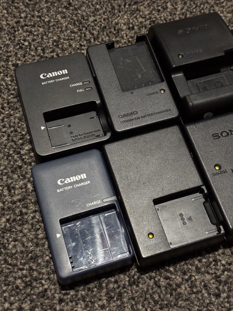 Canon Charger (Category: Batteries & Chargers) located in Bulacan. Submitted by thriftstarph (Listing ID 1467229871, Image 2). Description: PLEASE READ THE DESCRIPTION BELOW‼️ Casio Canon Ricoh Nikon AS IS .