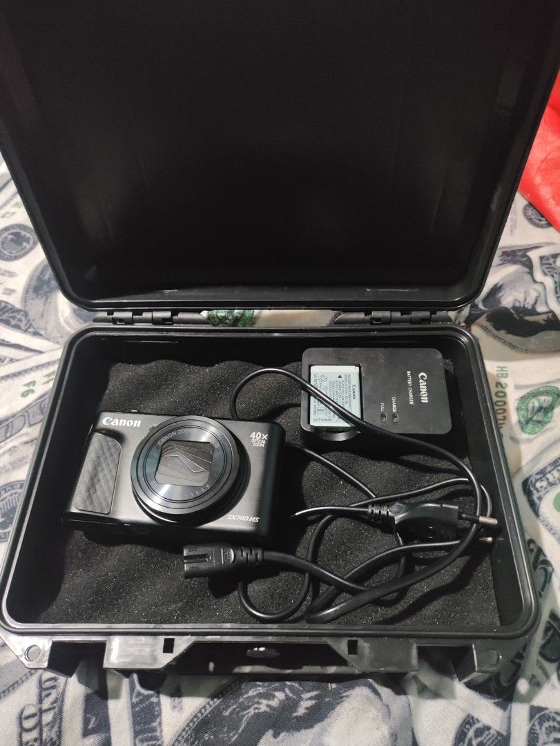 canon sx740hs (Category: Cameras) located in Manila. Submitted by vastphoenix_dab7f0 (Listing ID 1467232339, Image 3). Description: Got it - LIKE NEW + P20,000. Here's your ready-to-post copy. Just copy-paste: *MAIN CAPTION - Use this one:* > *Canon PowerShot SX740HS - LIKE NEW! 40x Zoom, 4K Video* > > Selling my Canon SX740HS, good as new! Alagang alaga, no issue at all. The trending digicam for travel, concert & vlog! > > *Specs:* > - 20.3MP CM