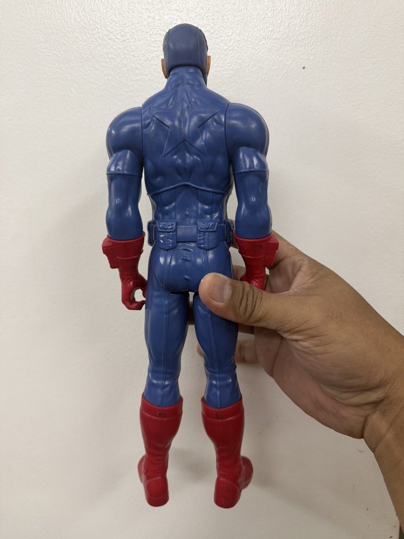 Captain America Action Figure (Category: Figurines & Statues) located in Lipa City. Submitted by cokelight11 (Listing ID 1467314941, Image 3). Description: Captain America Action Figure Classic piece Hasbro dated 2013 Issue:Minimal paint chipping on the helmet and chest Joints are tight Great addition for any Marvel fan or kids' toy collection.