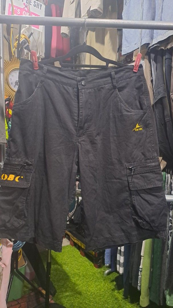 Cargo shorts black obc (Category: Shorts) located in Antipolo. Submitted by __watchu_finds (Listing ID 1467286110, Image 1). Description: color may vary due to lightning shipment: lalamove, lbc, grab jnt etc payment: gcash meetup: imall antipolo or nearby.