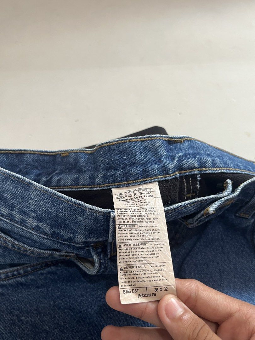 Carhartt B155 DST FLEECE LINE (Category: Jeans) located in Iloilo. Submitted by jthrift0 (Listing ID 1467185692, Image 3). Description: 36x44x9.5 no issue flawless good as new 10/10 color rate.