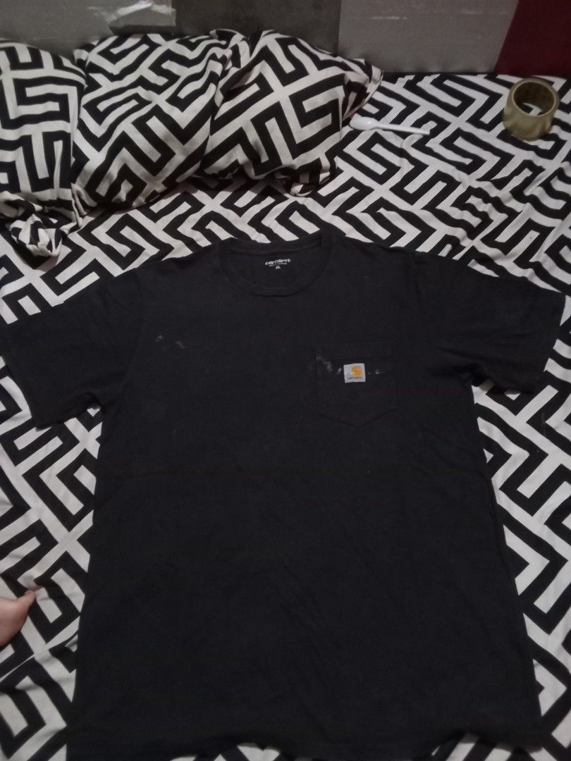 Carhartt black (Category: Formal Shirts) located in Manila. Submitted by tcbukay_zxc25 (Listing ID 1467169874, Image 1). Description: Carhartt black size xl issue paint stain may hole sa likod.