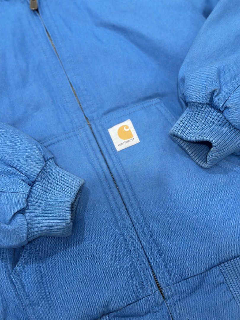 Carhartt Hooded Active Jacket (Category: Coats, Jackets and Outerwear) located in Tagum. Submitted by rags2riches_ (Listing ID 1467311516, Image 3). Description: 20x24 dimes.