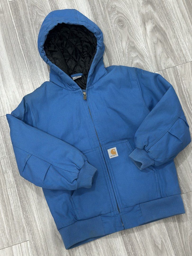 Carhartt Hooded Active Jacket (Category: Coats, Jackets and Outerwear) located in Tagum. Submitted by rags2riches_ (Listing ID 1467311516, Image 2). Description: 20x24 dimes.