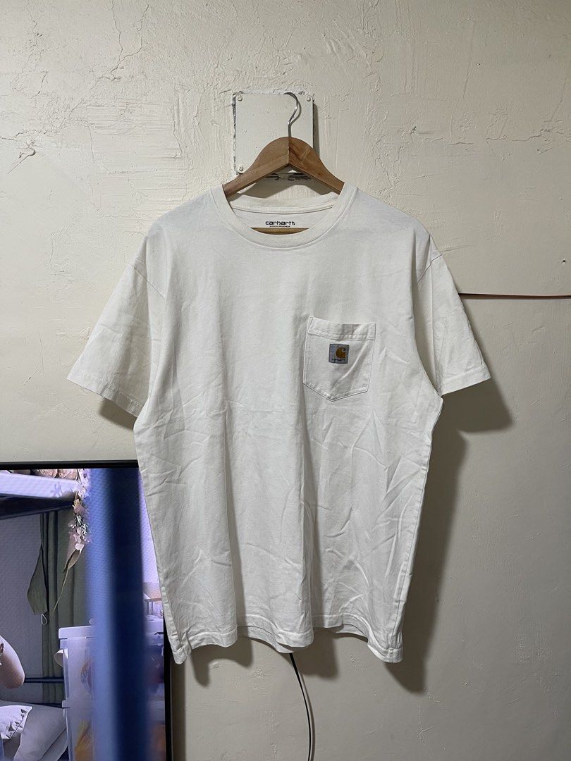 Carhartt Pocket tee shirt size Large (Category: Tshirts & Polo Shirts ) located in Marikina City. Submitted by joshuaades21107 (Listing ID 1467270287, Image 1). Description: Pocket tee shirt Size large 23 width 29 length Unnoticeable stain, see pictures for reference .
