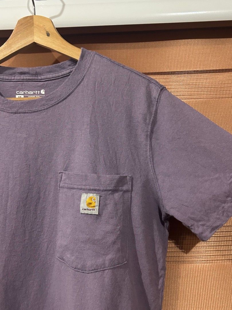 Carhartt Pocket T-Shirt (Category: Tshirts & Polo Shirts ) located in Manila. Submitted by 5de391450d84f5e4dbdbf82501c64a (Listing ID 1467294952, Image 3). Description: Length: 27 Width: 19.5 Condition: 10/10 like new No Flaws Location: Nueva Vizcaya Mode of Payment: Gcash Price+sf Pm 📩.