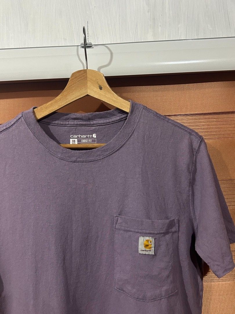 Carhartt Pocket T-Shirt (Category: Tshirts & Polo Shirts ) located in Manila. Submitted by 5de391450d84f5e4dbdbf82501c64a (Listing ID 1467294952, Image 2). Description: Length: 27 Width: 19.5 Condition: 10/10 like new No Flaws Location: Nueva Vizcaya Mode of Payment: Gcash Price+sf Pm 📩.