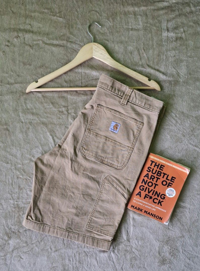 Carhartt Utility Shorts 💥 (Category: Shorts) located in Alaminos. Submitted by made.by (Listing ID 1467288021, Image 1). Description: Waist: 34-38 Length: 20 Hem: 12.