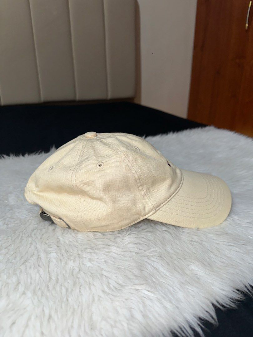 Carhartt wip cap madison beige (Category: Caps & Hats) located in Cainta. Submitted by sati_vaaa (Listing ID 1467344085, Image 3). Description: preloved condition 8/10 see pics to see flaws.