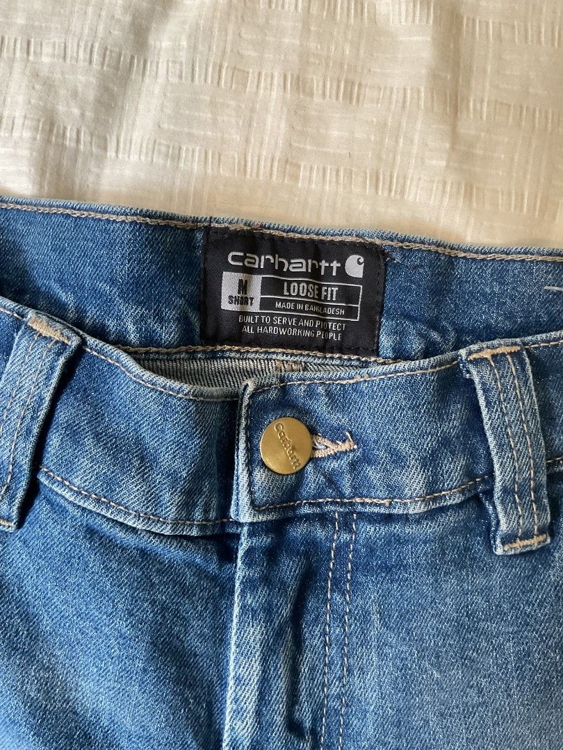 Carhartt WIP Double Knee jorts (Category: Shorts) located in Calamba. Submitted by _.anjelis (Listing ID 1467337790, Image 3). Description: negotiable off/legit waist 32 length 24 leg opening 12 inseam 12 thigh 12 rise 12.5.