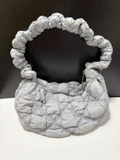 （分類：）位於 。 由 loey2012 提交（商品編號 1467275472，圖片 1）。簡介： 。