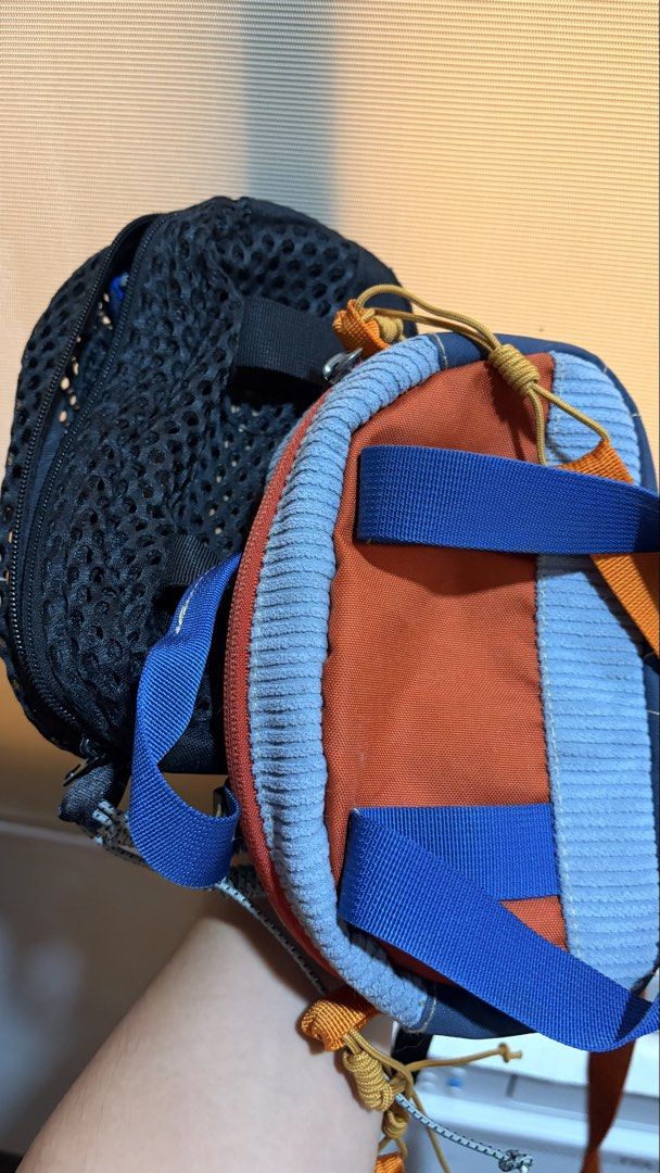 Carry Om Kunti Bag (Category: Cross-body Bags) located in Quezon City. Submitted by lennartodavinciiiii (Listing ID 1467181973, Image 3). Description: Carry Om Kunti Bag Php 2,000.00 each Orange Blue and All Black Condition 9.8/10 Good as new Hindi na nagagamit Cubao/Makati.