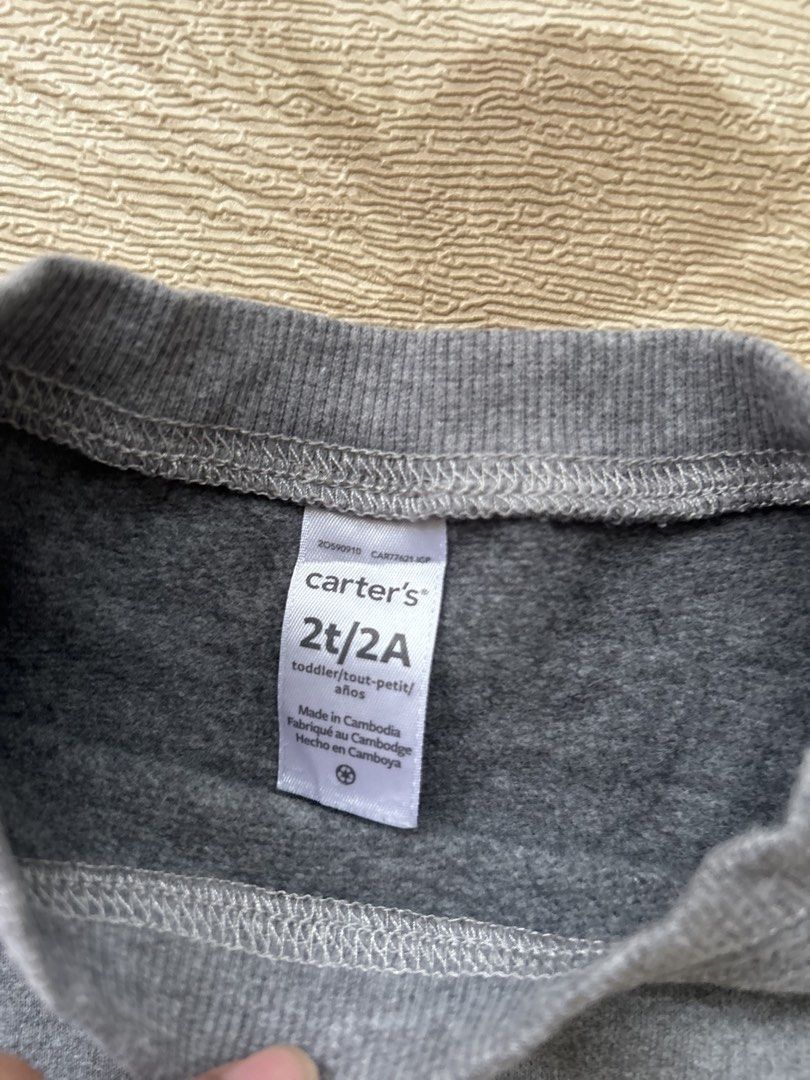 Carters sweater 2T (Category: Babies & Kids Fashion) located in Cebu City. Submitted by yjainani (Listing ID 1467279275, Image 2). Description: .