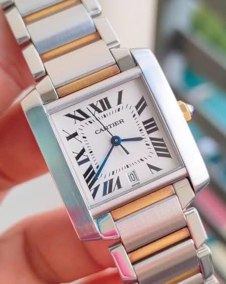 CARTIER TANK FRANÇAISE LARGE TWO-TONE AUTOMATIC (Category: Luxury Watches) located in Manila. Submitted by kristinepenafiel (Listing ID 1467320798, Image 3). Description: CARTIER TANK FRANÇAISE LARGE TWO-TONE AUTOMATIC 💰 ₱268,000 18K Yellow Gold & Steel Model: W51005Q4 | 32mm × 28mm Automatic Movement Condition: 9/10 White Roman Dial 📍 Viewing by appointment at our Eastwood Showroom, Le Grand Tower 2. DM for serious inquiries 📩 .