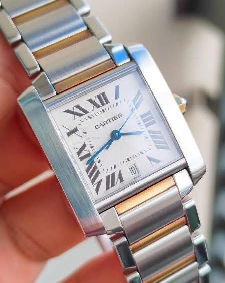 CARTIER TANK FRANÇAISE LARGE TWO-TONE AUTOMATIC (Category: Luxury Watches) located in Manila. Submitted by kristinepenafiel (Listing ID 1467320798, Image 2). Description: CARTIER TANK FRANÇAISE LARGE TWO-TONE AUTOMATIC 💰 ₱268,000 18K Yellow Gold & Steel Model: W51005Q4 | 32mm × 28mm Automatic Movement Condition: 9/10 White Roman Dial 📍 Viewing by appointment at our Eastwood Showroom, Le Grand Tower 2. DM for serious inquiries 📩 .