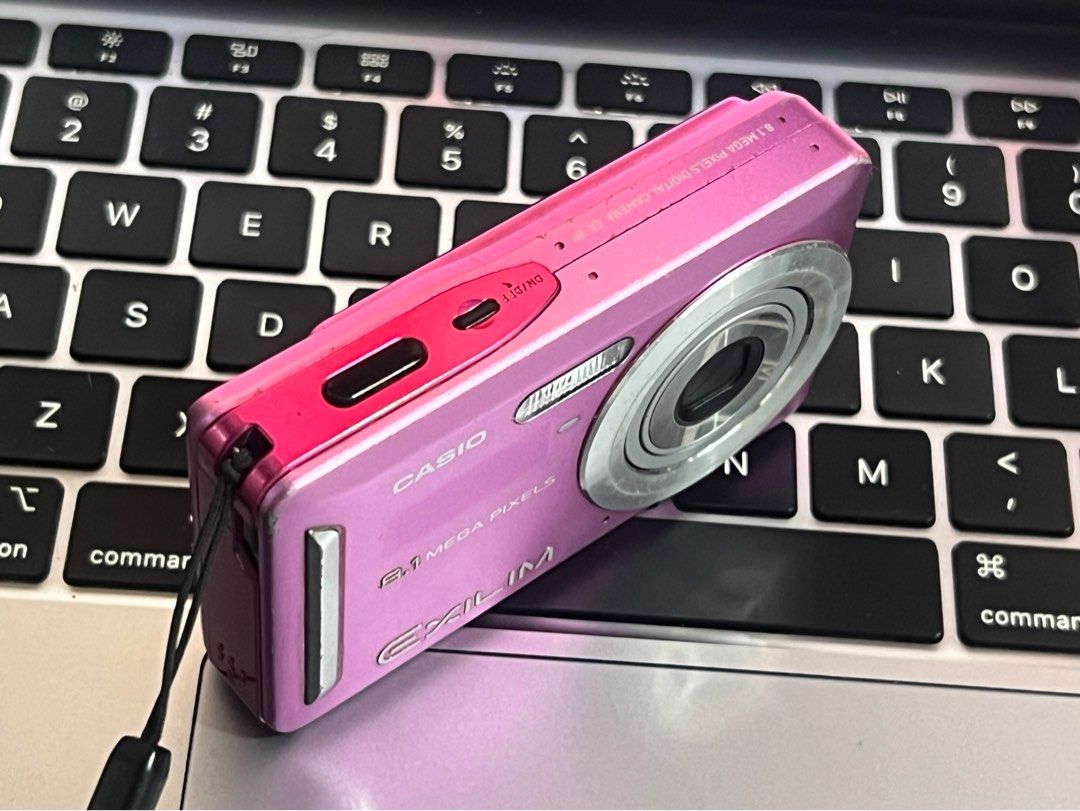 Casio Exilim EX-Z9 (Category: Cameras) located in Subic. Submitted by collectorshaven111 (Listing ID 1467333020, Image 3). Description: Casio Exilim EX-Z9 Digital Camera With LCD burn Clear Outputs Slight flaw: medyo malambot yung buttons but still funtioning MOP: GCASH only MOD: J&T EXPRESS only Will be shipped after payment only Dm!.