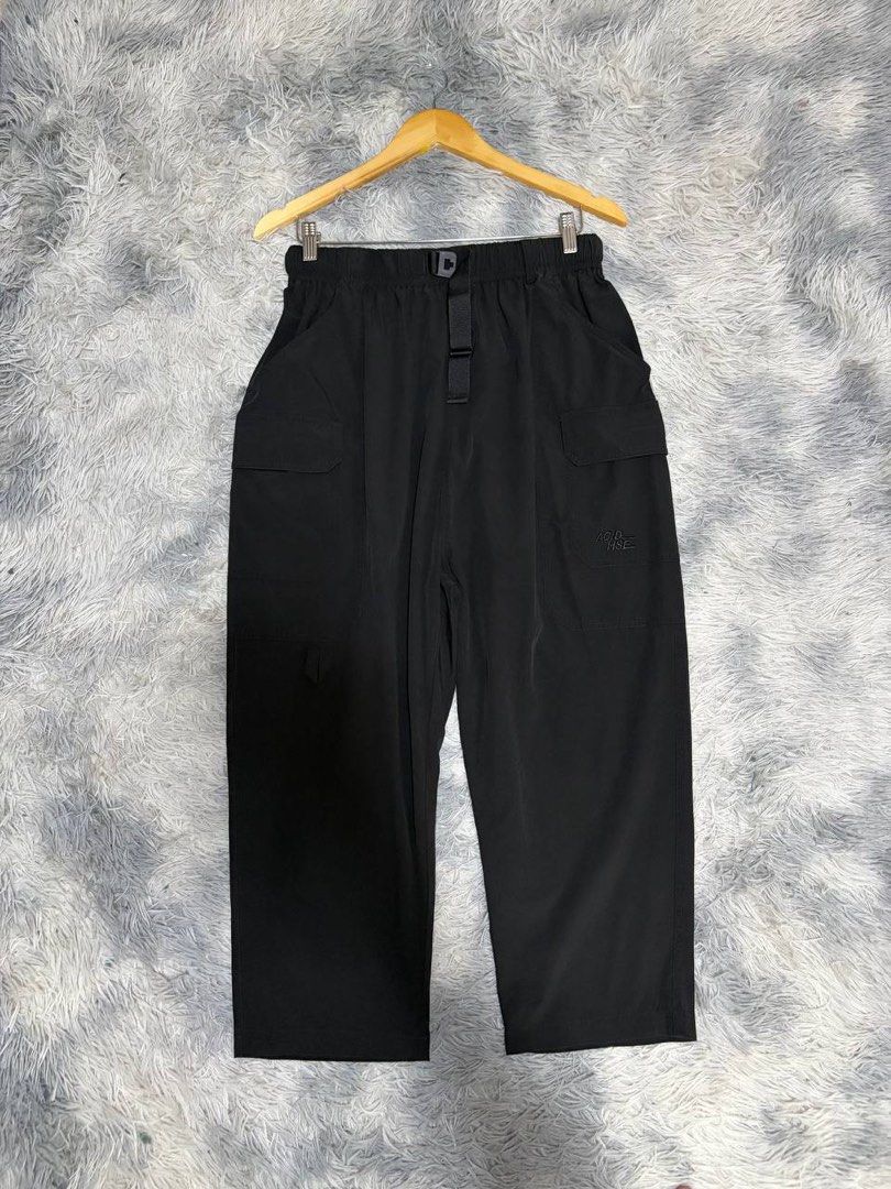 Catalog Acid HSE Cargo Gorpcore Pants (Category: Joggers) located in Batangas. Submitted by buy3get1freerandom (Listing ID 1467323322, Image 1). Description: Size on tag: Medium Waist : 28”-36” via tape measure Length: 36” via tape measure Condition: 9/10 Flaw/s: None ✅ Both side pockets ✅ With belt 📌 FIRST TO PAY BASIS 📌 Please manage your expectations, as these are preloved items. 📌 No when worn photos Message me to get this item! 😎.