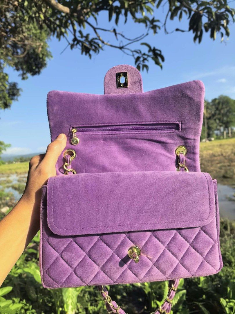 Cc velvet (Category: Announcements) located in Surigao. Submitted by ziensap1008873 (Listing ID 1467361456, Image 2). Description: Preloved No issue.