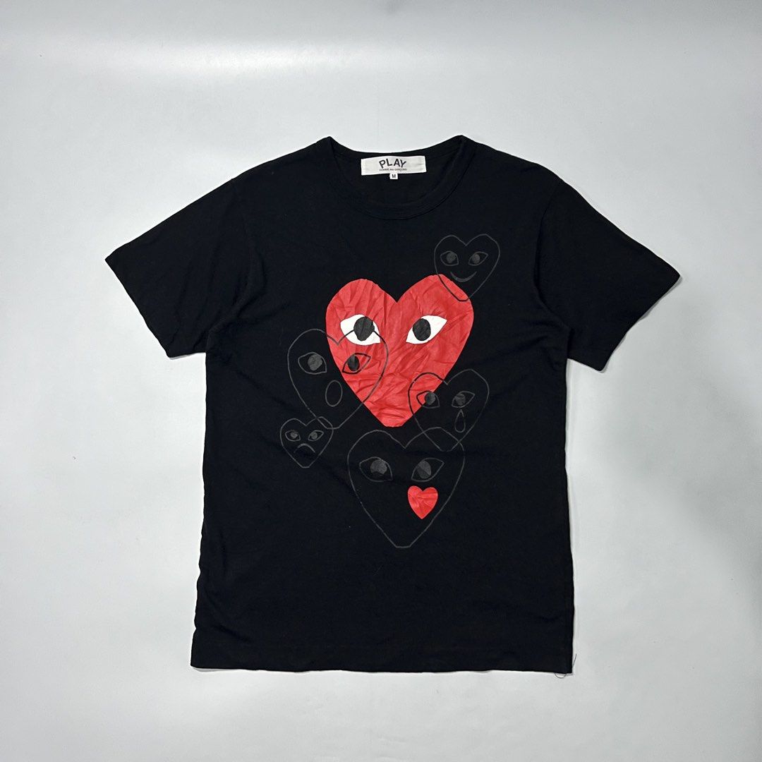 CDG Play Multi-Heart tee (Category: Tshirts & Polo Shirts ) located in Argao. Submitted by rarecollective. (Listing ID 1467169987, Image 1). Description: CDG Play Multi-Heart tee 19.5 width | 27 length Medium Excellent Condition 9.8 color rate flaw: cut washtags (need wash) Price: 499.00🏷️ direct message for inquiries! 📍Cebu, Mandaue city.